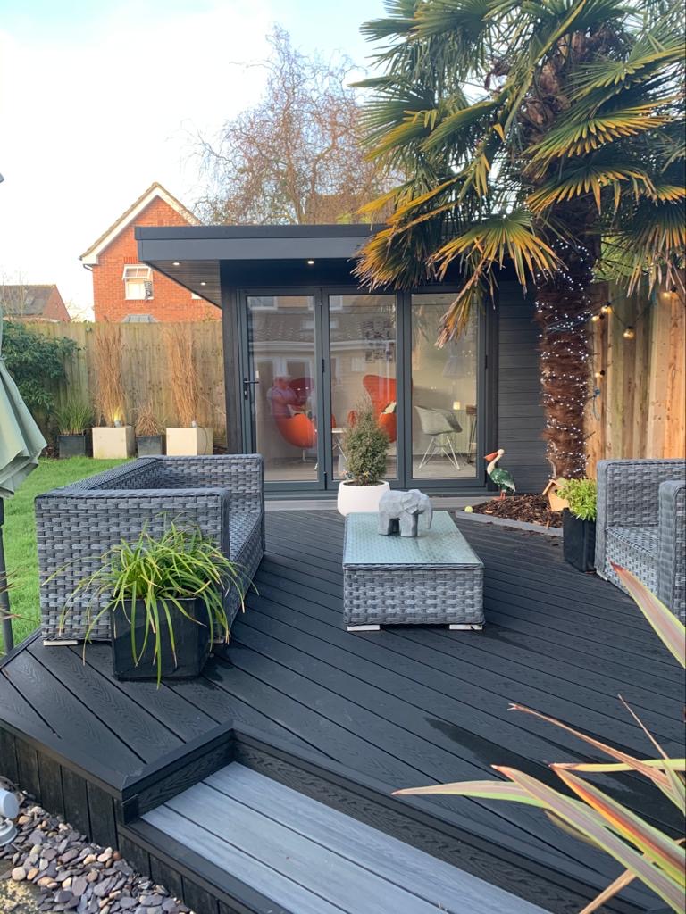 Garden Room In Nottingham, With Composite Decking For Outdoor Seating Area